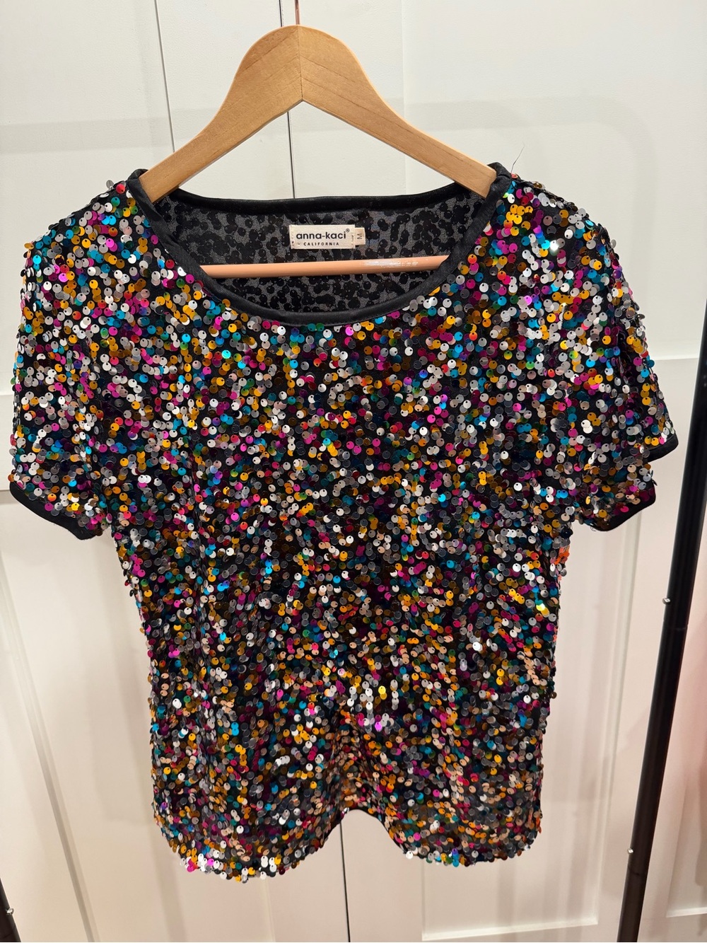 Anna-Kaci Black Short Sleeve Sequin Tee - Multicolor
